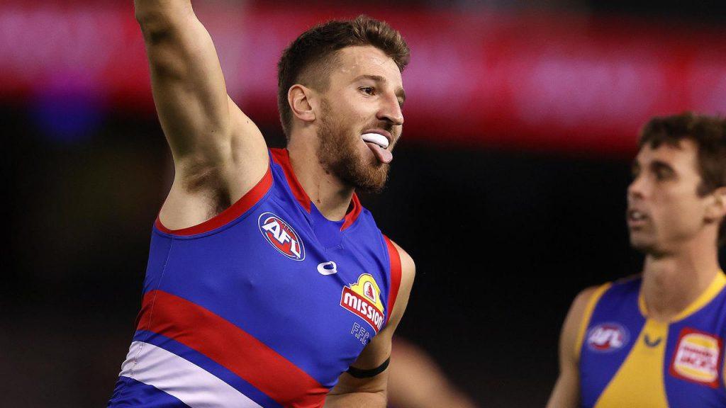 Image for article - Money movers: Players to trade/target to up cap value, Round 11
