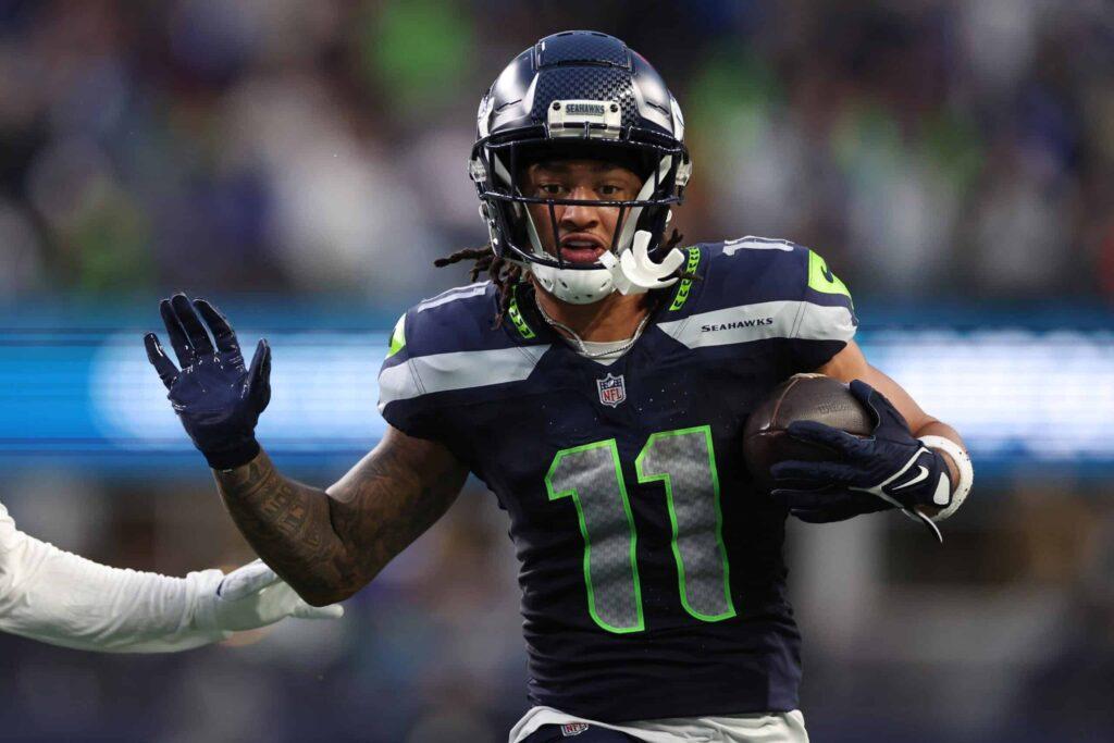 Image for article - NFL Supercoach Week 4 | Buy, Hold, Sell