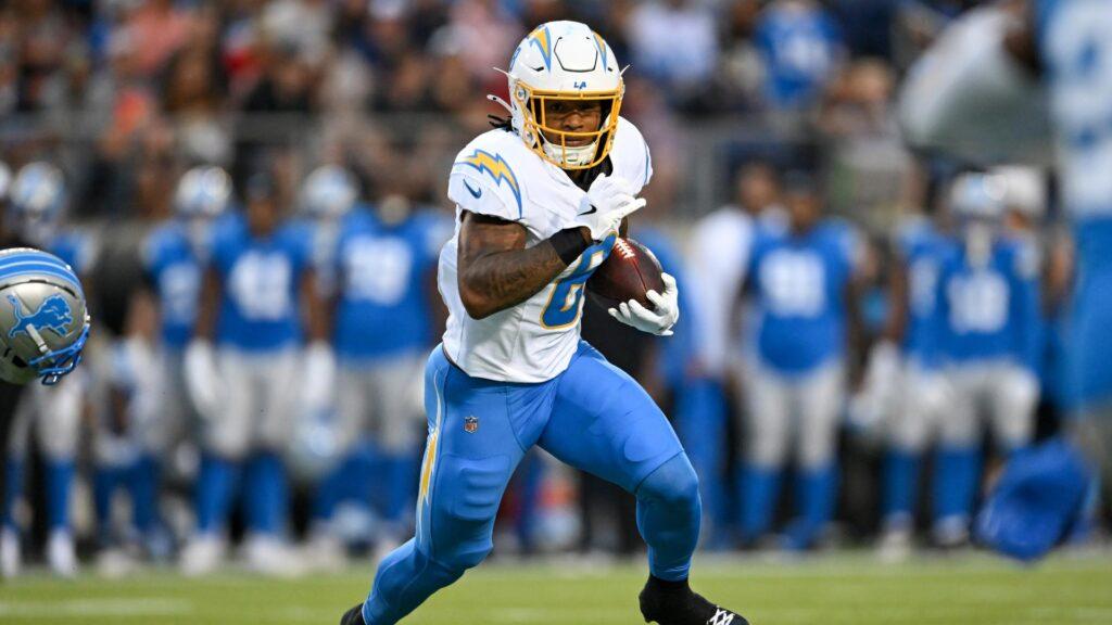 Image for article - NFL Supercoach Week 3 | Buy, Hold, Sell
