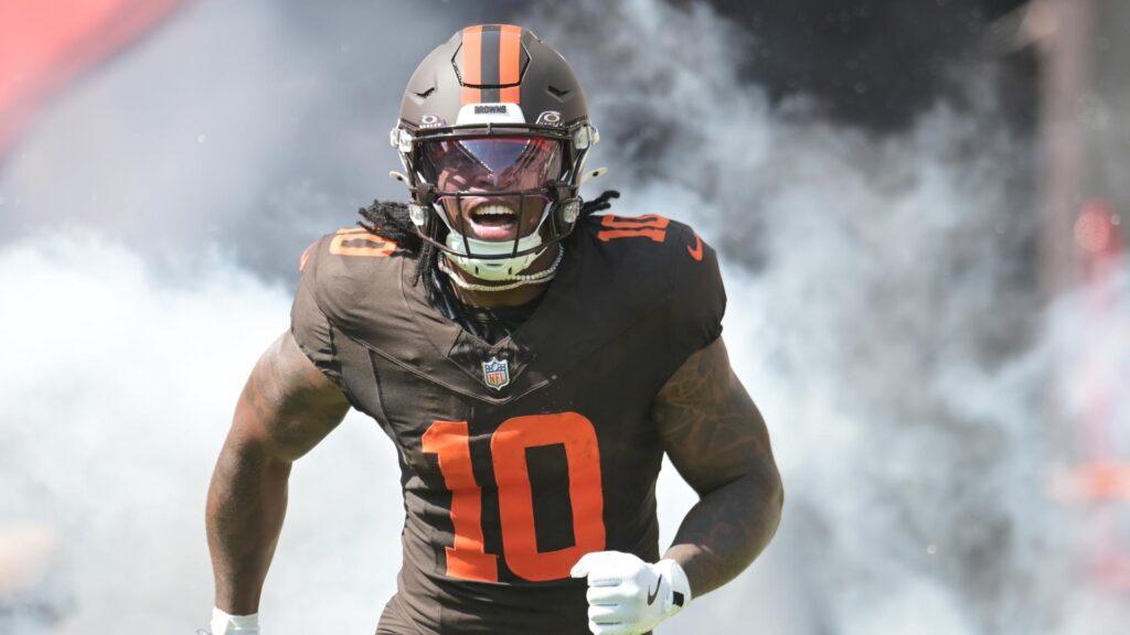 Image for article - NFL Supercoach | Sit vs Start decision-making